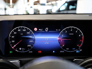 Mercedes-Benz GLB 250 4M Progressive 22 navigation