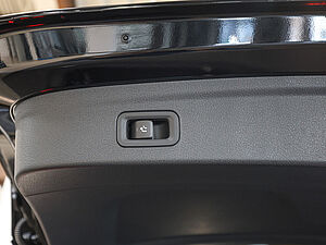 Mercedes-Benz GLE 350 de 4M AMG Sport Advanced Plus 36 navigation