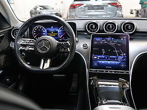 Mercedes-Benz C 200 T AMG Sport Advanced Plus 9 navigation