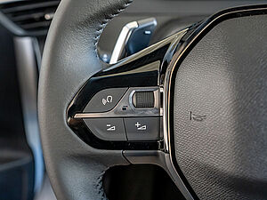 Peugeot 208 Neuer Style HYBRID 100 e-DSC6 14 navigation