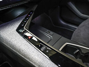 Peugeot 3008 GT HYBRID 145 e-DSC6 17 navigation