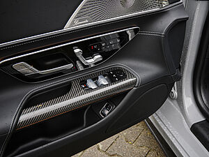 Mercedes-Benz SL 63 AMG 4M+ 30 navigation