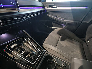 Volkswagen Golf VIII EDITION 50 1.5 eTSI 16 navigation