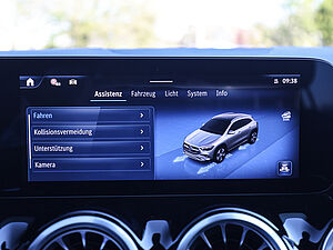 Mercedes-Benz GLA 250 4M AMG Sport Advanced Plus 14 navigation