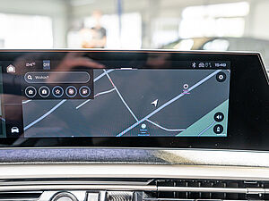 Peugeot 5008 Allure HYBRID 136 e-DSC6 10 navigation