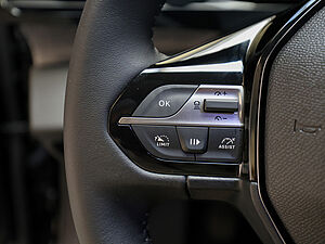 Peugeot 308 SW Allure PureTech 130 27 navigation