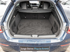 Mercedes-Benz CLA 250 e SB AMG 20 navigation