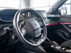 Peugeot 2008 2008e GT 18 navigation