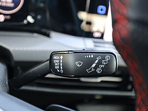 Volkswagen Golf VIII GTI Clubsport DSG 30 navigation