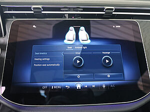 Mercedes-Benz E 450 d 4M T Avantgarde Advanced Plus 13 navigation