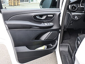 Mercedes-Benz V 220 d EDITION Lang 28 navigation