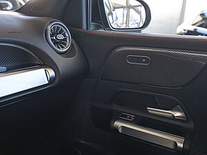 Mercedes-Benz GLB 35 AMG 4M Premium 18 navigation