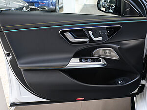 Mercedes-Benz E 53 AMG Hybrid 4M+ Limousine 31 navigation
