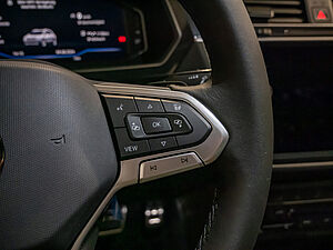 Volkswagen Tiguan MOVE 1.5 TSI DSG 16 navigation
