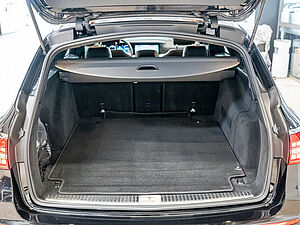 Mercedes-Benz E 220 d T Avantgarde 30 navigation