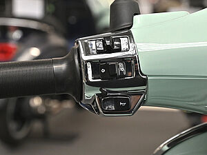 Vespa Primavera 50 E5 9 navigation