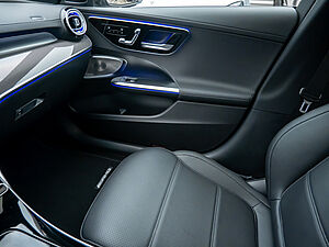 Mercedes-Benz C 300 d T AMG Line 12 navigation