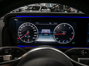 Mercedes-Benz G 350 d smaragdgrün 16 navigation