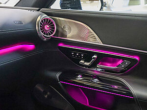 Mercedes-Benz SL 63 AMG S E PERFORMANCE MANUFAKTUR 17 navigation