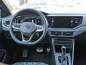 Volkswagen Taigo R-Line 1,5 l TSI 9 navigation