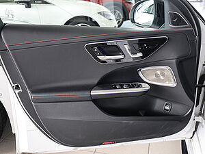 Mercedes-Benz C 43 AMG 4M T Premium 29 navigation