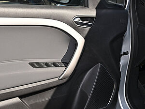 Mercedes-Benz T 180 d PROGRESSIVE Standard 19 navigation