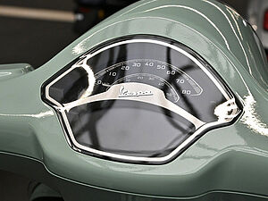 Vespa Primavera 50 E5 6 navigation