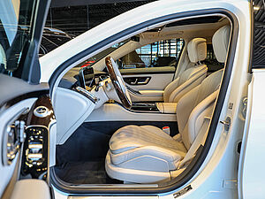 Mercedes-Benz S 400 d 4M 10 navigation