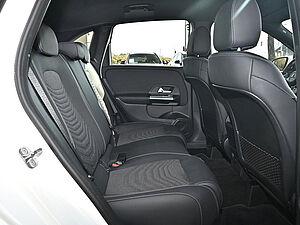 Mercedes-Benz B 200 d Progressive 5 navigation