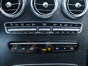Mercedes-Benz GLC 300 de 4M 16 navigation