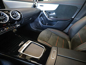 Mercedes-Benz CLA 35 AMG SB 4M Advanced Plus 16 navigation