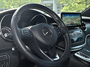 Mercedes-Benz V 250 d 4M AVANTGARDE EDITION AMG Lang 28 navigation