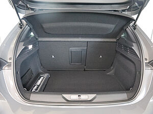 Peugeot 308 Allure HYBRID 136 e-DSC6 30 navigation