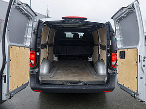 Mercedes-Benz Vito 114 CDI Kasten Lang 28 navigation