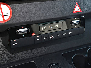 Mercedes-Benz Sprinter 317 CDI Tourer Lang 13 navigation