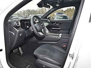 Mercedes-Benz GLC 300 d 4M AMG Line 9 navigation
