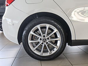 Mercedes-Benz A 250 e 5 navigation