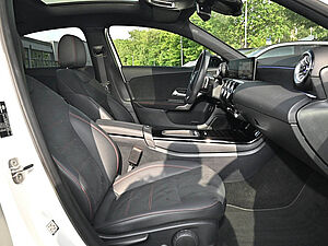 Mercedes-Benz A 200 Limo AMG Sport Advanced Plus 3 navigation