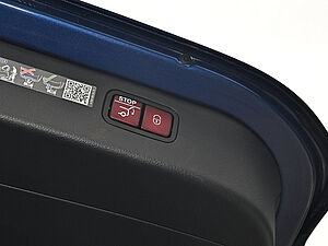 Mercedes-Benz C 300 e T Avantgarde Premium 31 navigation