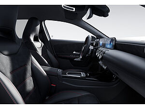 Mercedes-Benz A 250 4M AMG Sport Premium 19" 8 navigation