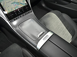 Mercedes-Benz C 220 d T AMG Line 12 navigation