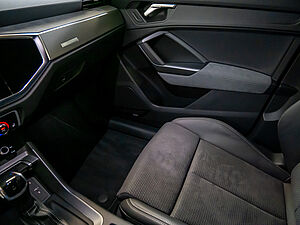 Audi Q3 S line 35 TFSI 13 navigation
