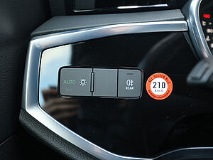 Audi Q3 S line 35 TDI quattro 33 navigation