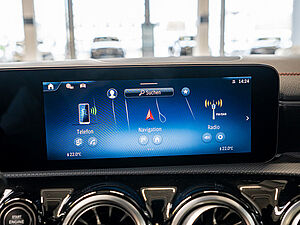Mercedes-Benz CLA 250 SB 4M AMG Sport Premium 11 navigation