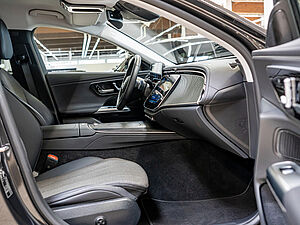 Mercedes-Benz E 200 T Avantgarde Advanced Plus 2 navigation