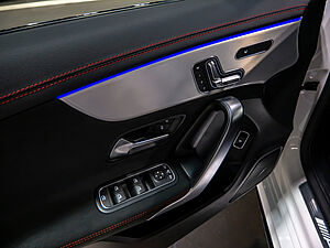 Mercedes-Benz CLA 35 AMG 4M Aero Performance 20 navigation
