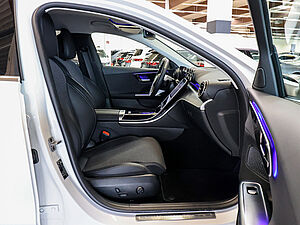 Mercedes-Benz C 180 T Avantgarde Advanced 2 navigation