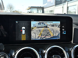 Mercedes-Benz GLA 250 e Style 12 navigation