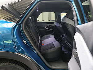 Peugeot 3008 GT HYBRID 145 e-DSC6 4 navigation