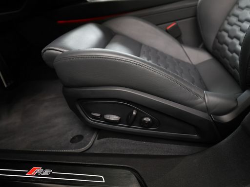 Audi e-tron RS GT Laser Pano HUD Navi Luftf. Kamer 35